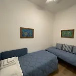 Civico 7 Al Santo Ospedali